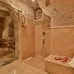 Sah Saray Cave Halal Γκόρεμε