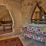 Sah Saray Cave Halal 호텔 *