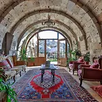 Sah Saray Cave Halal Hotel