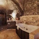 Sah Saray Cave Halal 호텔