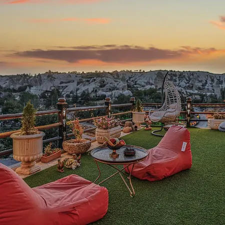 Sah Saray Cave Halal *