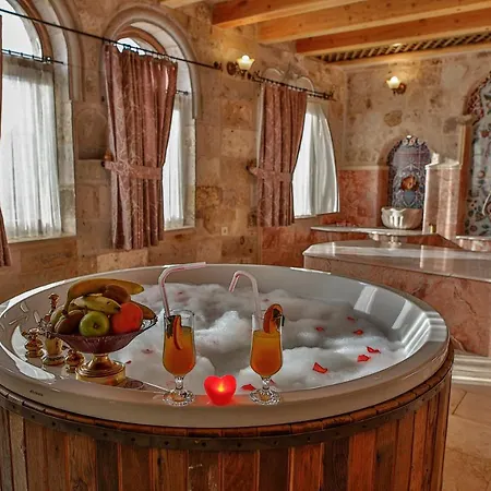 Sah Saray Cave Halal Hotel Göreme