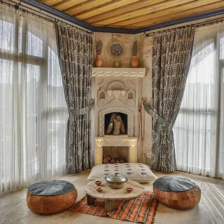 Sah Saray Cave Halal