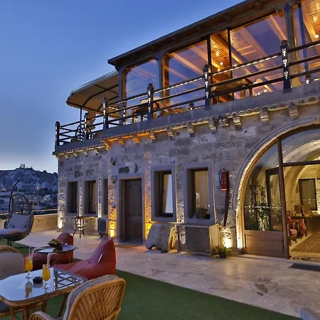 Hotel Sah Saray Cave Halal *