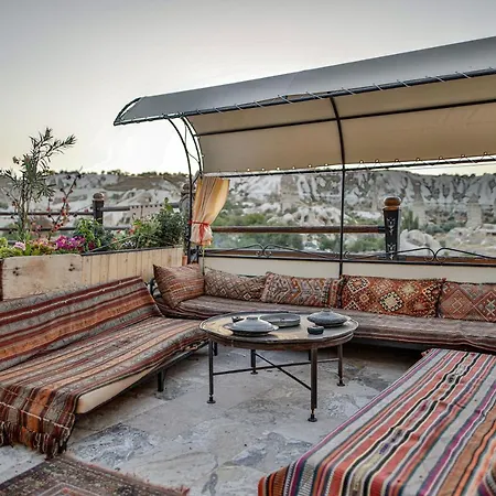 Sah Saray Cave Halal