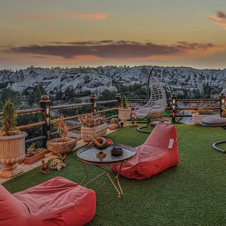 Sah Saray Cave Halal Hotel