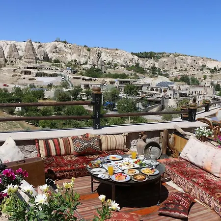 Sah Saray Cave Halal Göreme