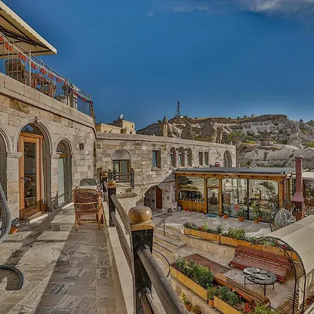 Sah Saray Cave Halal * 괴레메