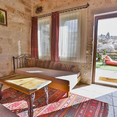 Sah Saray Cave Halal Hotel