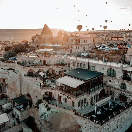 Sah Saray Cave Halal *