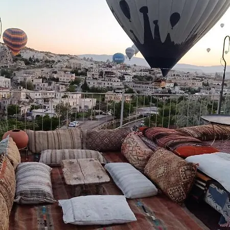 Sah Saray Cave Halal