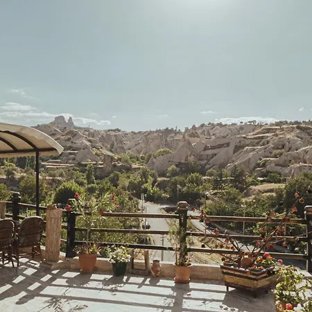 Sah Saray Cave Halal Hotel