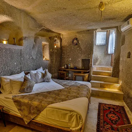 Sah Saray Cave Halal