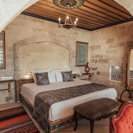 Hotel Sah Saray Cave Halal *