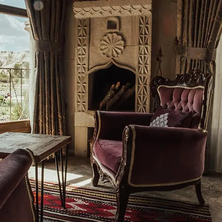 Hotel Sah Saray Cave Halal *