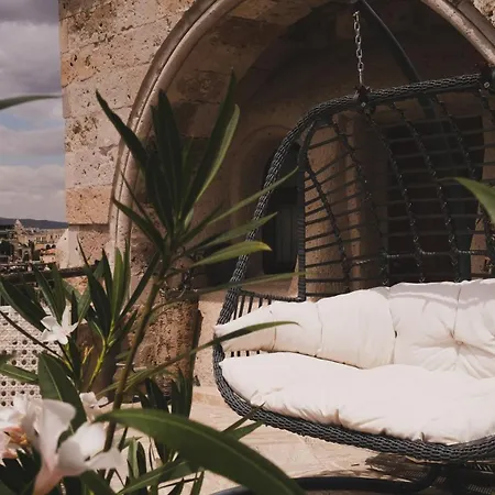Hotel Sah Saray Cave Halal *