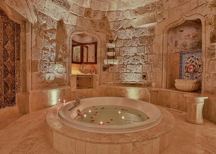 Sah Saray Cave Halal *