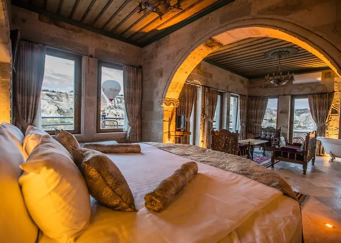 Sah Saray Cave Halal