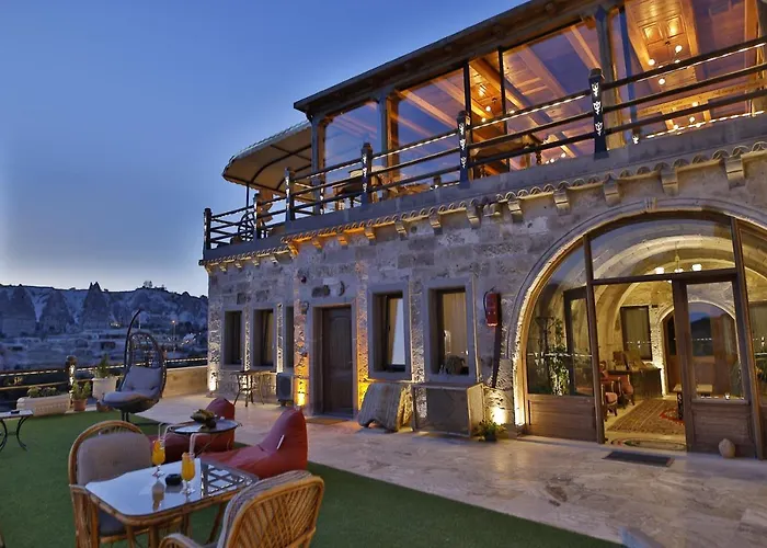 Hotel Sah Saray Cave Halal *