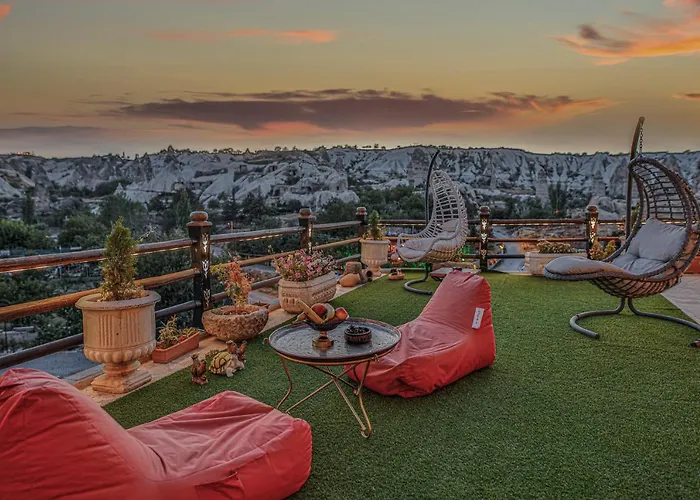 Sah Saray Cave Halal Hotel