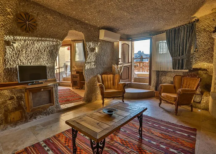 Hotel Sah Saray Cave Halal