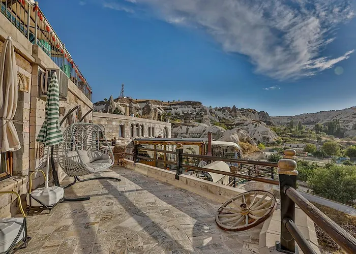 Sah Saray Cave Halal *