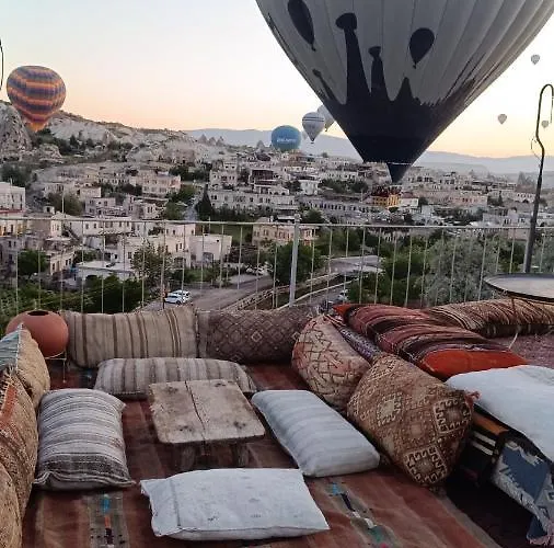 Sah Saray Cave Halal